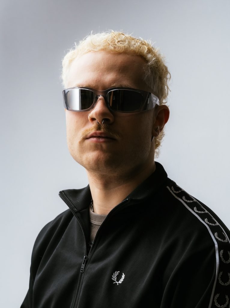 PRADA2000